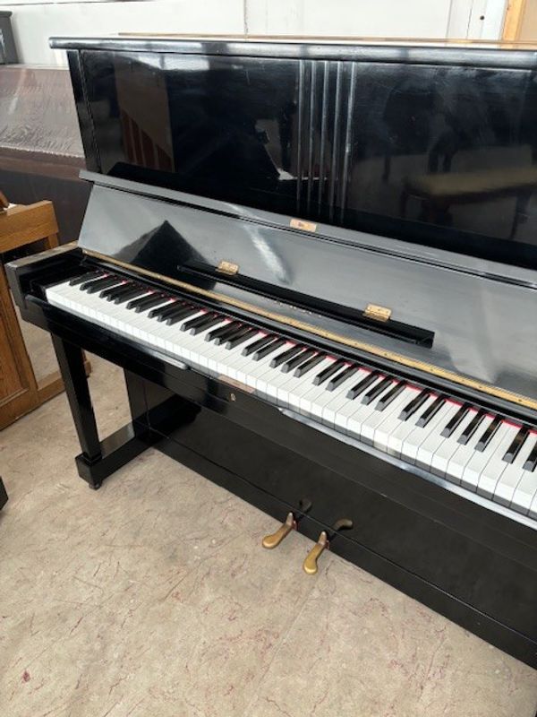 Kawai Mod. K-8 piano