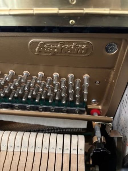 Aspheim U-835 piano